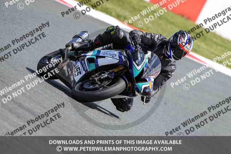 cadwell no limits trackday;cadwell park;cadwell park photographs;cadwell trackday photographs;enduro digital images;event digital images;eventdigitalimages;navarra;no limits trackdays;peter wileman photography;racing digital images;trackday digital images;trackday photos